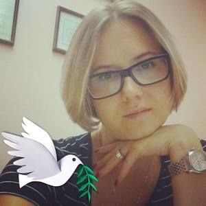 Meet your Posher, Anya